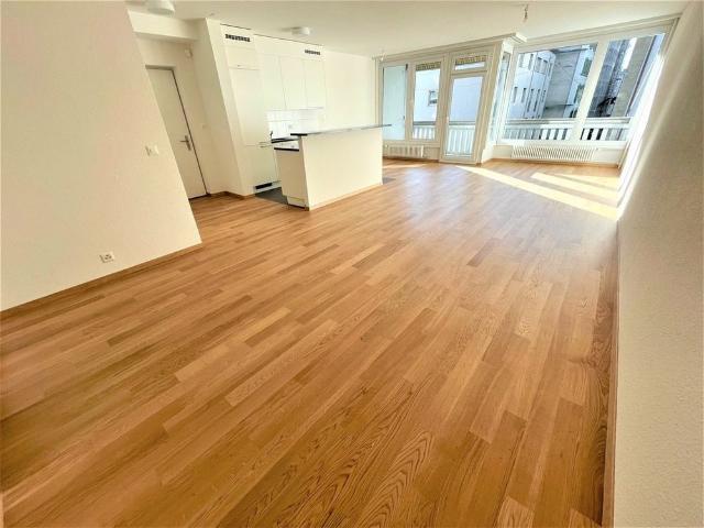 3 Zimmer, 78 m², 2. Stock