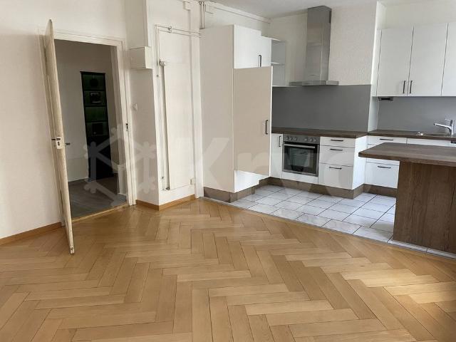 3 Zimmer, 83 m², 1. Stock