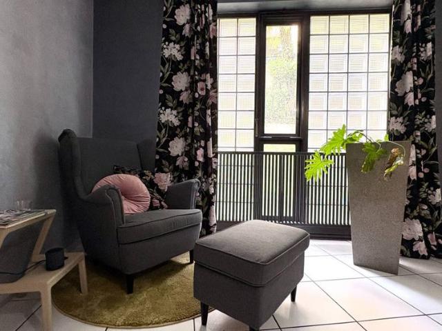 3 Zimmer, 83 m², 1. Stock