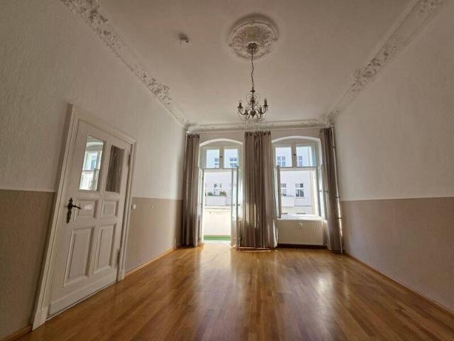 3 Zimmer 80 m² ab sofort befristet für 12 Monate Nähe Frankfurter Tor