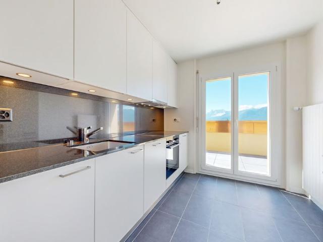 3 Zimmer, 80 m², 1. Stock