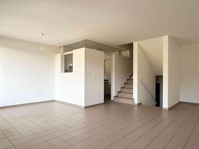3 Zimmer, 80 m², 1. Stock