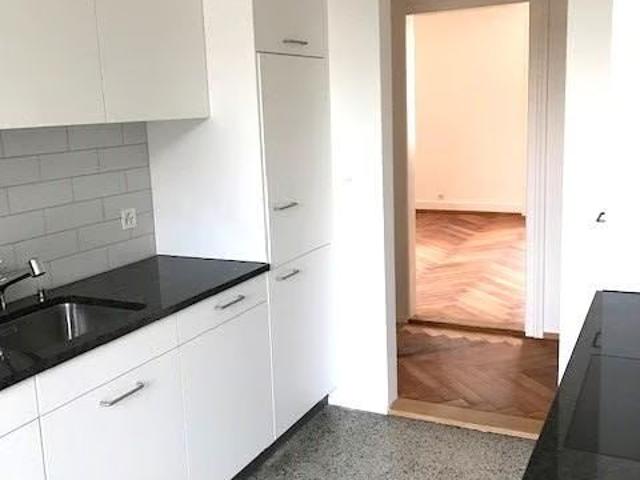 3 Zimmer, 80 m², 1. Stock