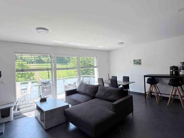3 Zimmer, 80 m², 2. Stock
