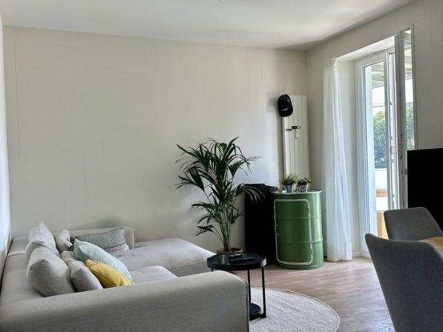3 Zimmer, 80 m², 2. Stock