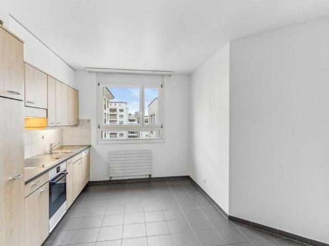 3 Zimmer, 80 m², 4. Stock