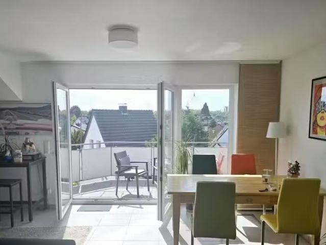 3 Zimmer 80 m² 895 € Kaltmiete Wohnungen in Niederkassel