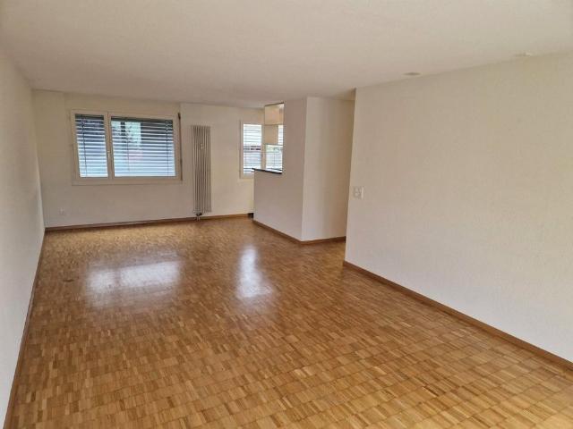 3 Zimmer, 82 m², 2. Stock