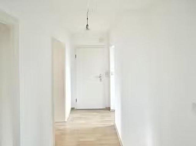 3 Zimmer 82 m² 790 € Kaltmiete Wohnungen in Burghausen
