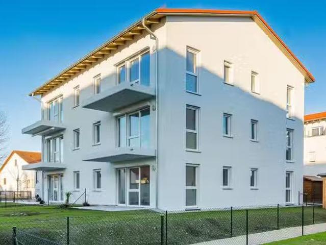 3 Zimmer 82 m² 940 € Kaltmiete Wohnungen in Altdorf