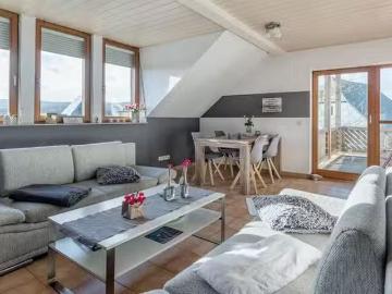 3 Zimmer 82 m² 900 € Kaltmiete Wohnungen in Sinn