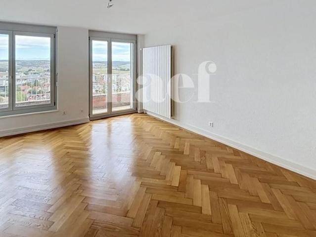 3 Zimmer, 84 m², 3. Stock