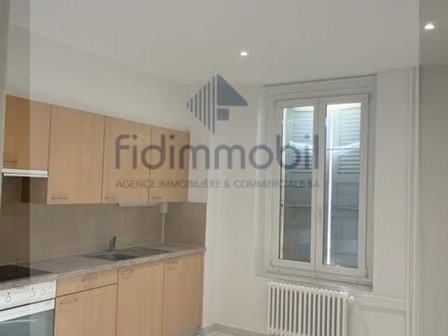 3 Zimmer, 85 m², 1. Stock