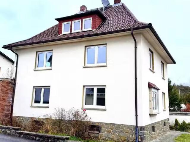 3 Zimmer 86 m² 1.050 € Kaltmiete Wohnungen in Heuchelheim.