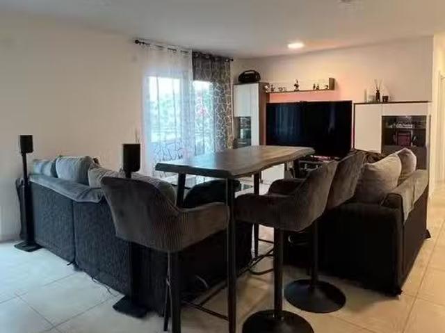 3 Zimmer 89 m² 1.150 € Kaltmiete Wohnungen in Erlensee