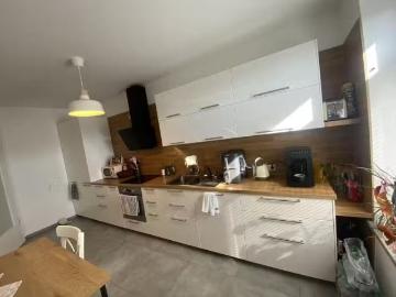 3 Zimmer 89 m² 960 € Kaltmiete Wohnungen in Dresden
