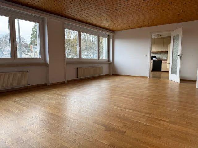 3 Zimmer, 93 m², 1. Stock