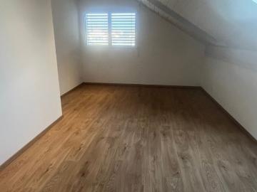 3 Zimmer, 93 m², 2. Stock