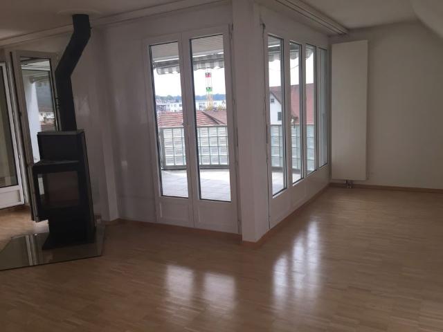 3 Zimmer, 90 m², 3. Stock