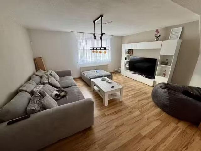 3 Zimmer 90 m² 600 € Kaltmiete Wohnungen in Bodenfelde