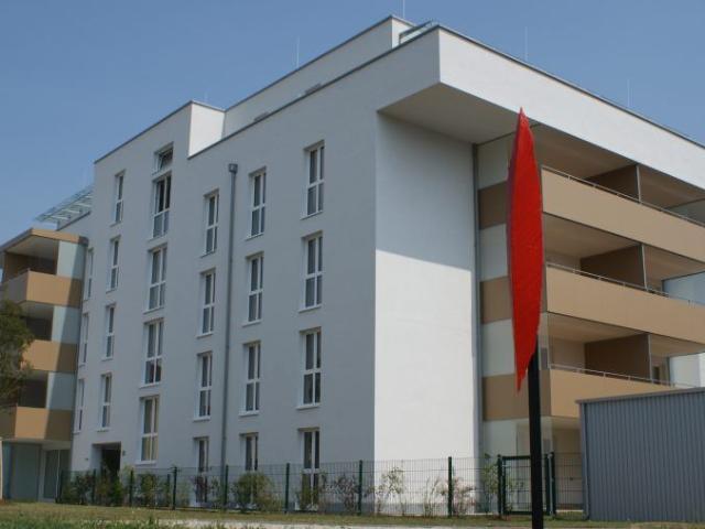 3 Zimmer 90 m²