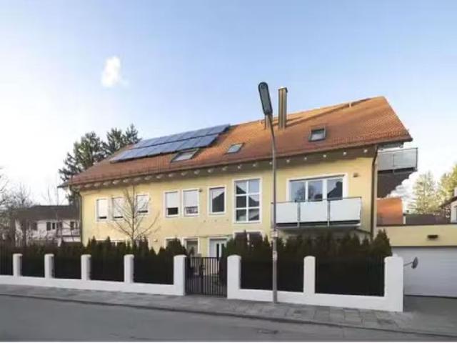 3 Zimmer 91 m² 2.020 € Kaltmiete Wohnungen in München Solln