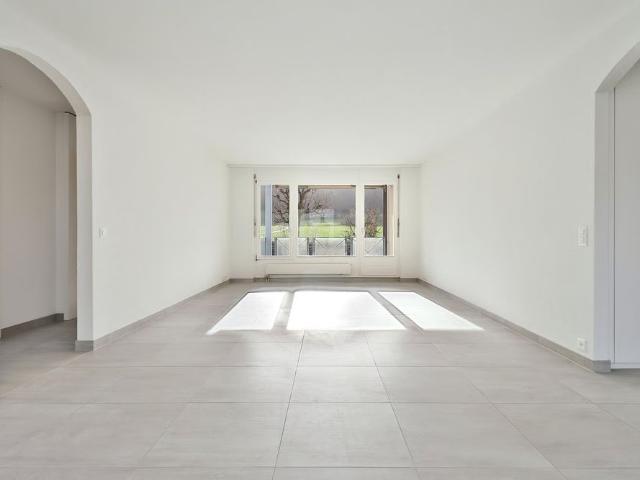3 Zimmer, 98 m², 2. Stock