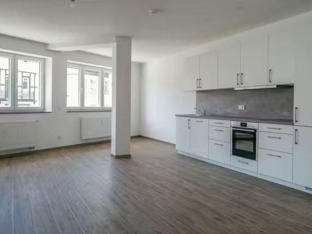 3 Zimmer 100 m² 900 € Kaltmiete Wohnungen in Gummersbach