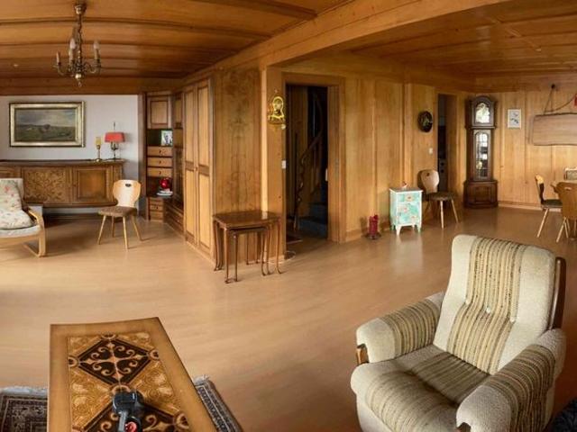 3 Zimmer, 100 m², 1. Stock