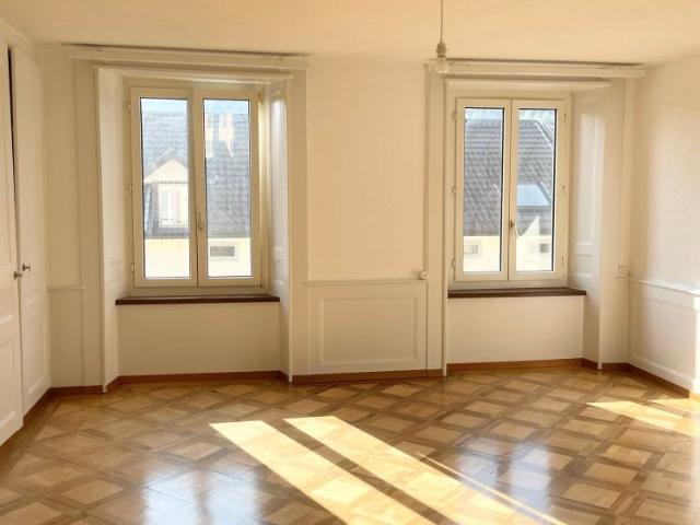 3 Zimmer, 100 m², 2. Stock