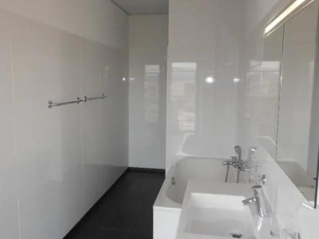 3 Zimmer, 101 m², 2. Stock