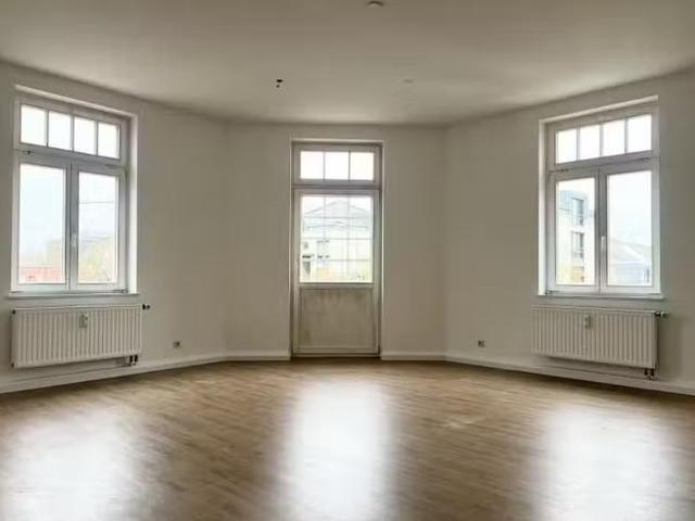 3 Zimmer 105 m² 1.178 € Kaltmiete Wohnungen in Dresden