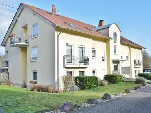 3 Zimmer 110 m² 850 € Kaltmiete Wohnungen in Heusweiler.