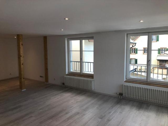 3 Zimmer, 110 m², 1. Stock