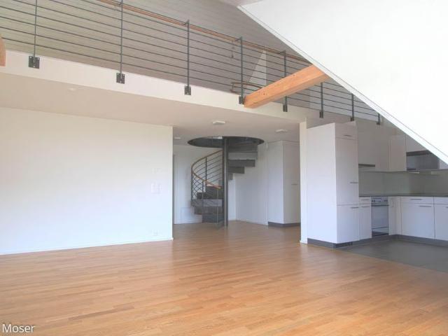 3 Zimmer, 113 m², 2. Stock