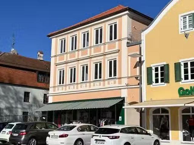 3 Zimmer 115 m² 985 € Kaltmiete Wohnungen in Bad Griesbach