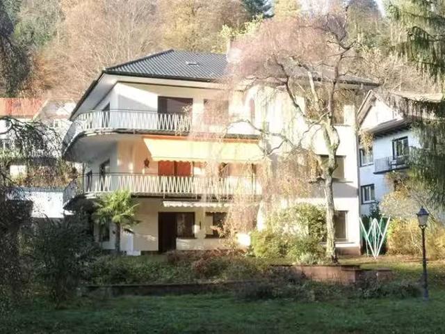 3 Zimmer 119 m² 1.195 € Kaltmiete Wohnungen in Bad Herren.