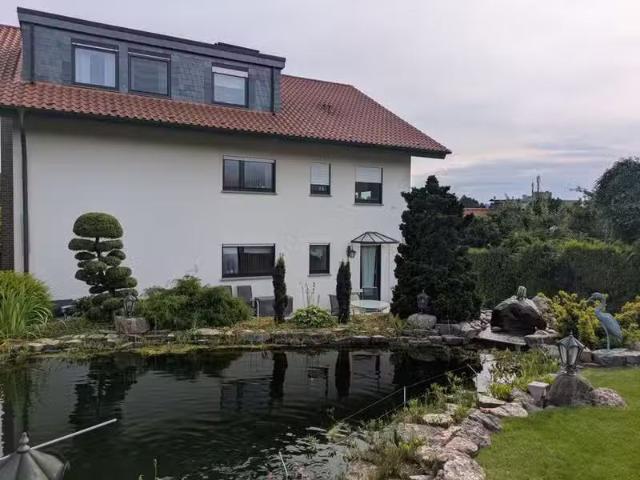 3 Zimmer 122 m² 1.000 € Kaltmiete Wohnungen in Detmold