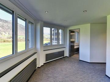 3 Zimmer, 126 m², 1. Stock