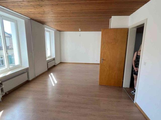3 Zimmer, 145 m², 2. Stock