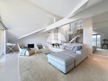 3 Zimmer, 156 m², 2. Stock
