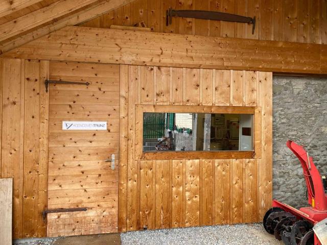 3 Zimmer, 380 m²