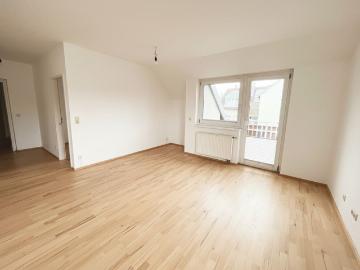 3 Zimmer Traumwohnung mit Balkon in Krummnussbaum