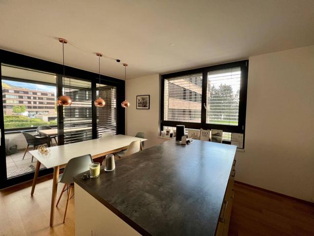 3 Zimmer Traumwohnung mit Balkon & Seeblick