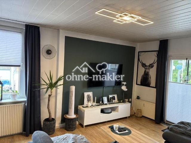 3 Zimmer, überdachter Balkon, ruhiges Haus, EBK, Tageslichtbad mit Wanne und Dusche