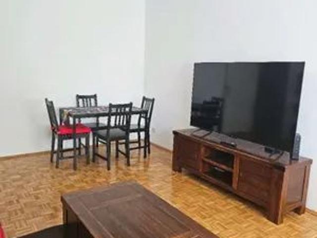 3 Zimmer voll mobilierte Wohnung, 2 Min von U6