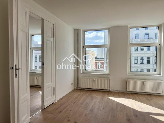 3 Zimmer Whg, frisch modernisiert, Dusch Wannenbad, Gäste WC, große Küche