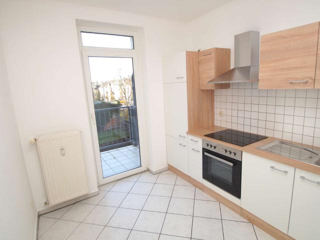 3 Zimmer Whg mit BALKON, EBK, Laminat, Badewanne, ab sofort | Künne Immobilien Gruppe