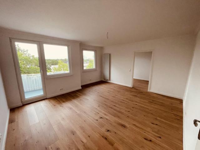 3 Zimmer Wohntraum am Mittellandkanal – saniert, bezugsbereit & mit Weitblick