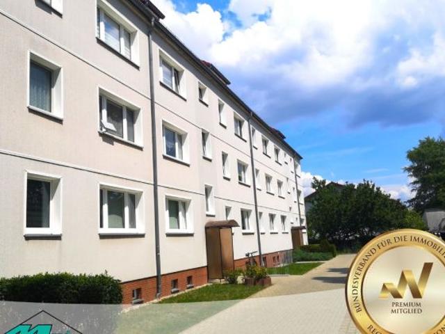 3 Zimmer Wohnung mit 80 m² und Stellplatz in Bad Lausick zu verkaufen